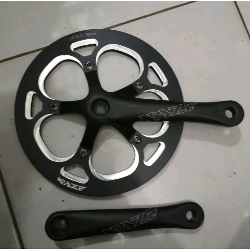 single crank sepeda lipat RAZE 54T BB kotak hitam