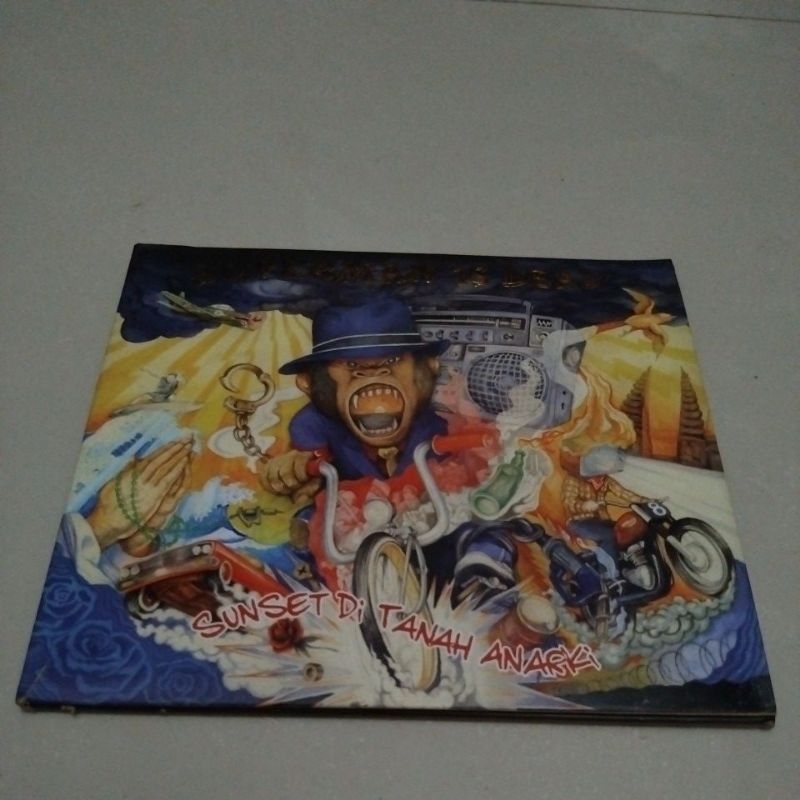 CD Superman is Dead - Sunset di Tanah Anarki