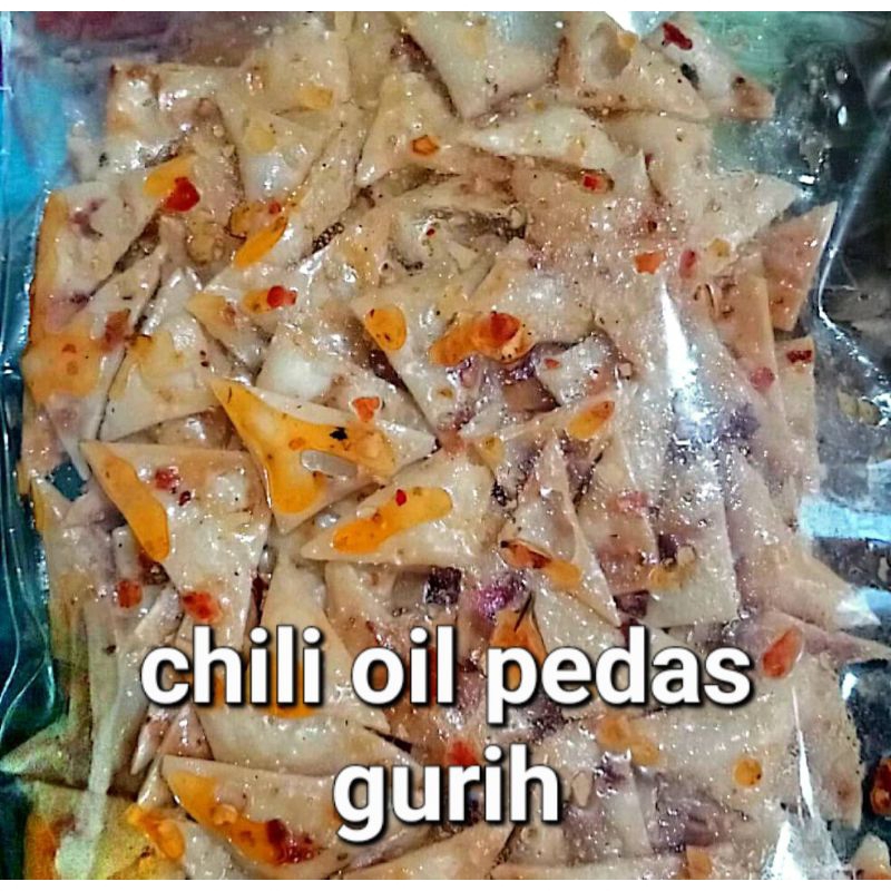 

PANGSIT GORENG / KERIPIK PANGSIT/ CEMILAN/ CHILI OIL PEDAS / MAKANAN RINGAN