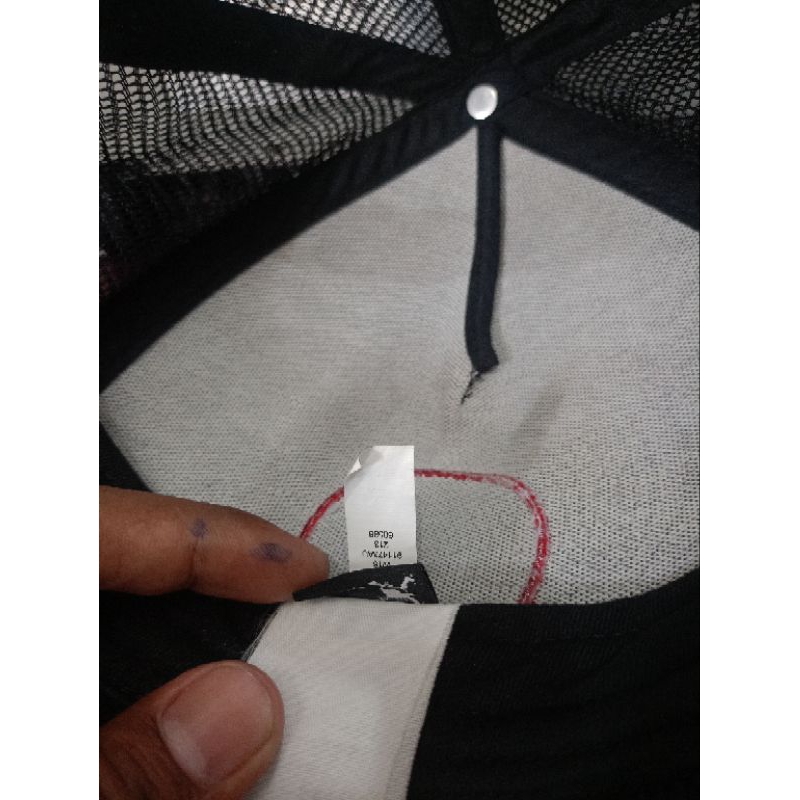 Topi Oakley second original