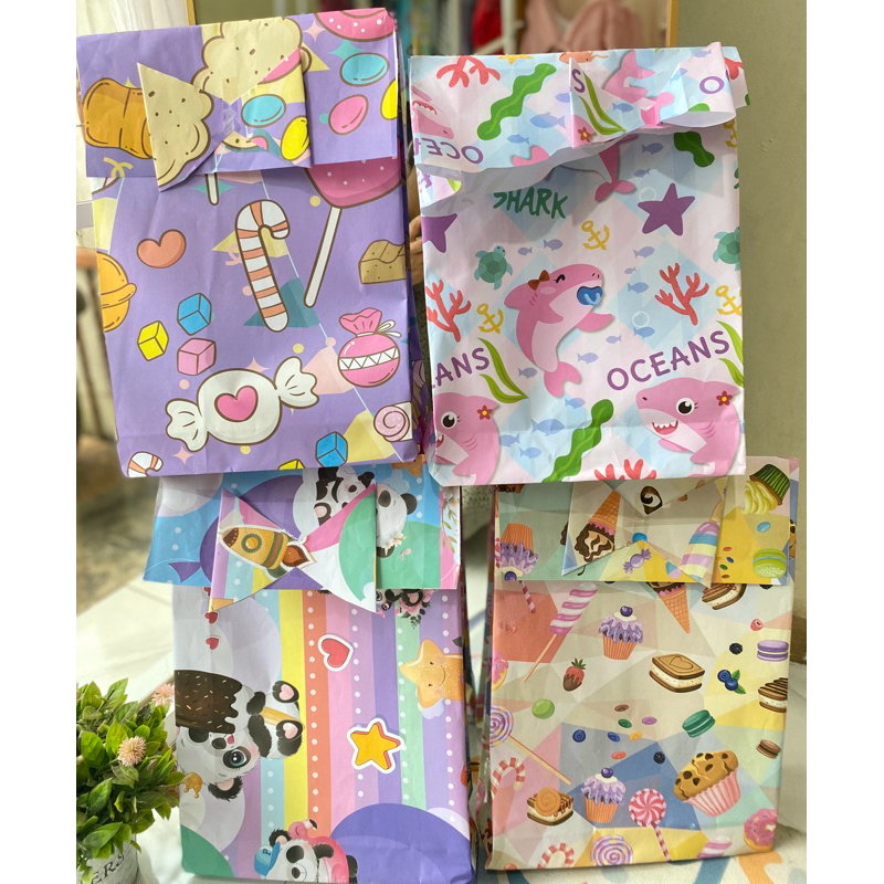 

4pc kertas kado besar instan siap pakai