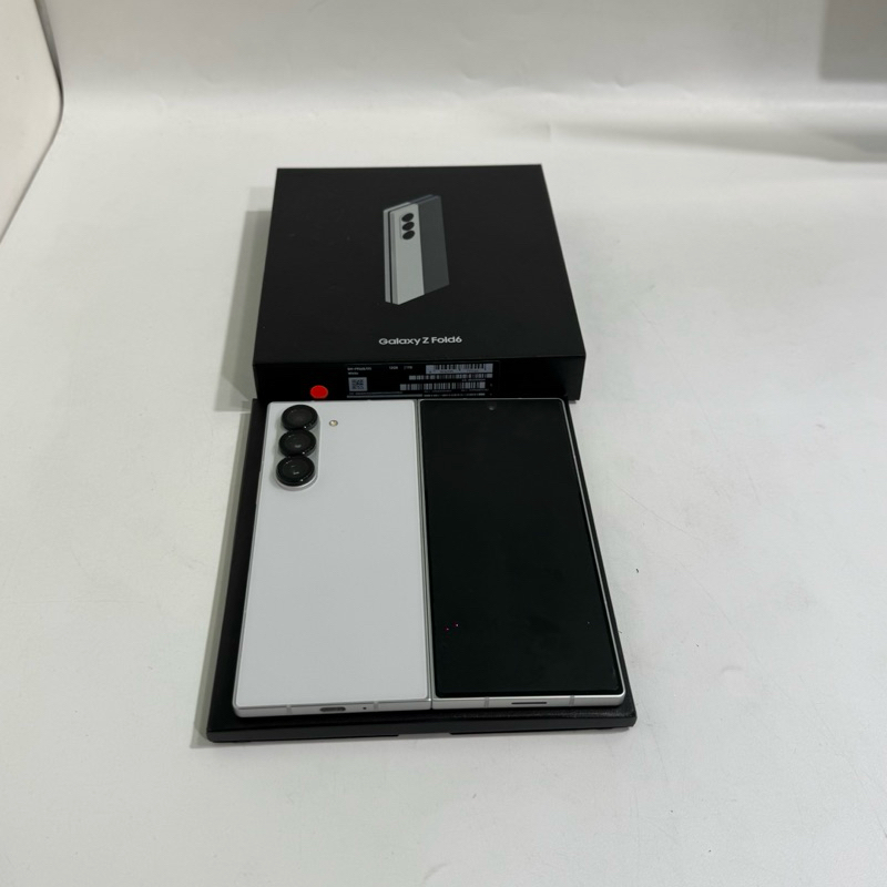 Samsung Galaxy Z Fold 6 12/1TB Fullset Second Garansi Resmi