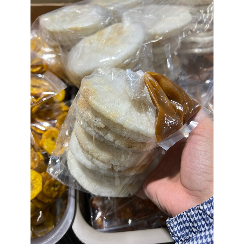 

Kerupuk kemplang - kerupuk bangka mini, kerupuk bakar sambal