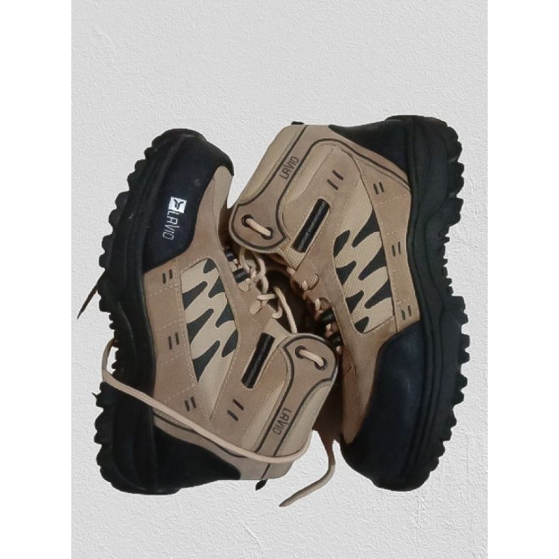 Lavio axel sepatu safety/hiking ori