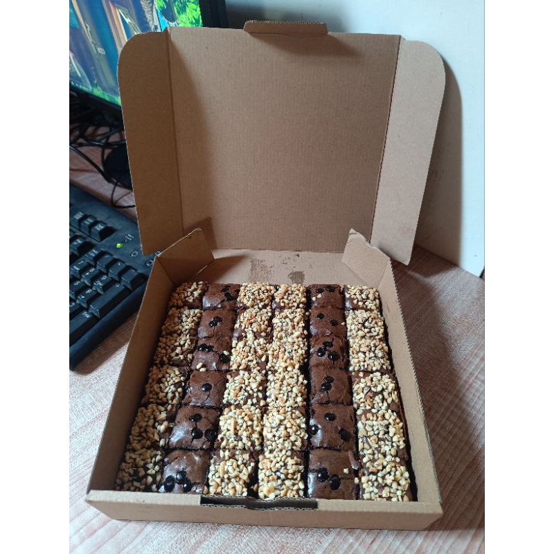 

[Promo] fudgy brownies Toping 36 potong