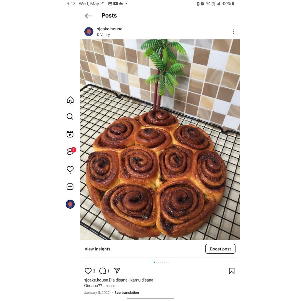

cinnamon roll flowers