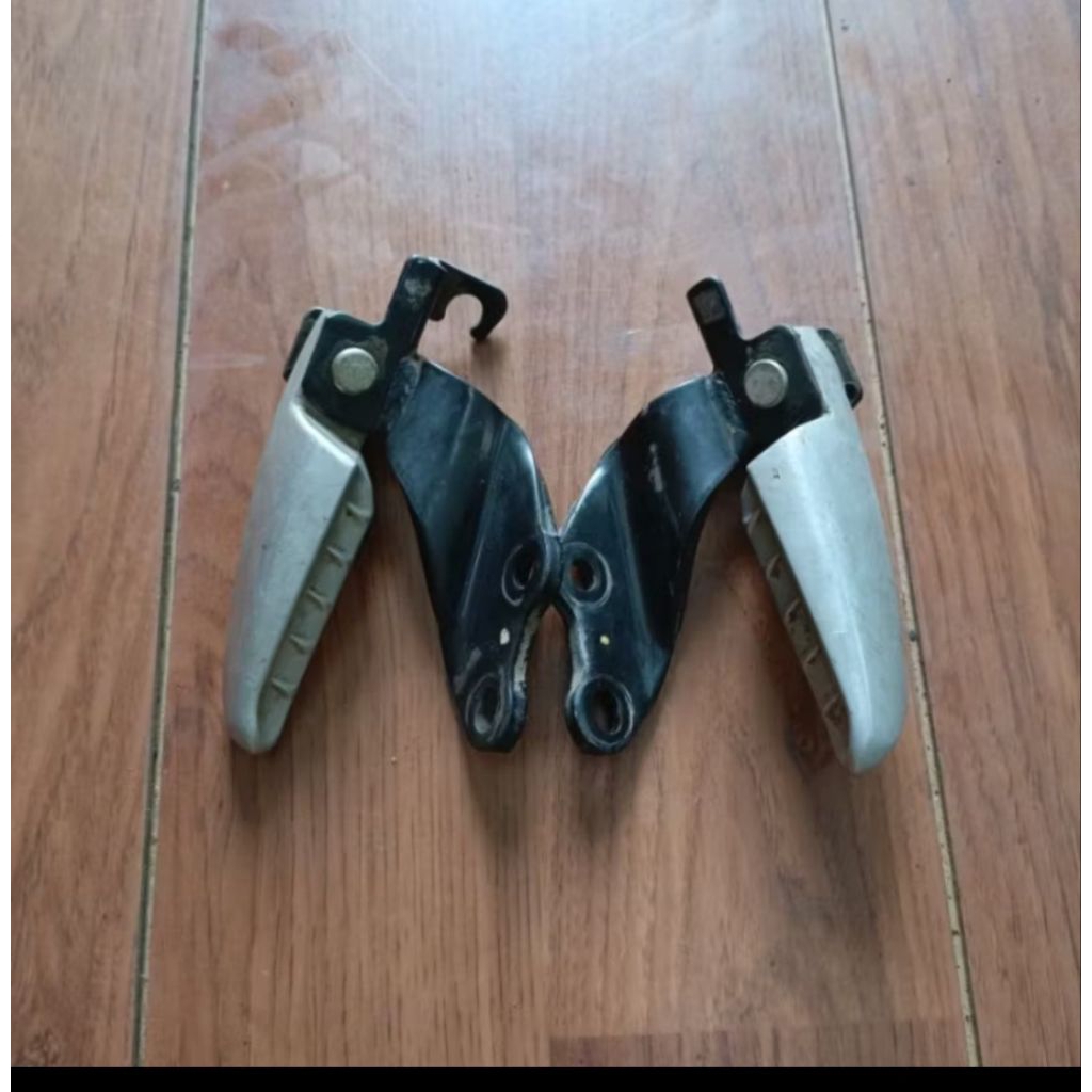 footstep step belakang yamaha mio3 s z soul 125 xride 125 original