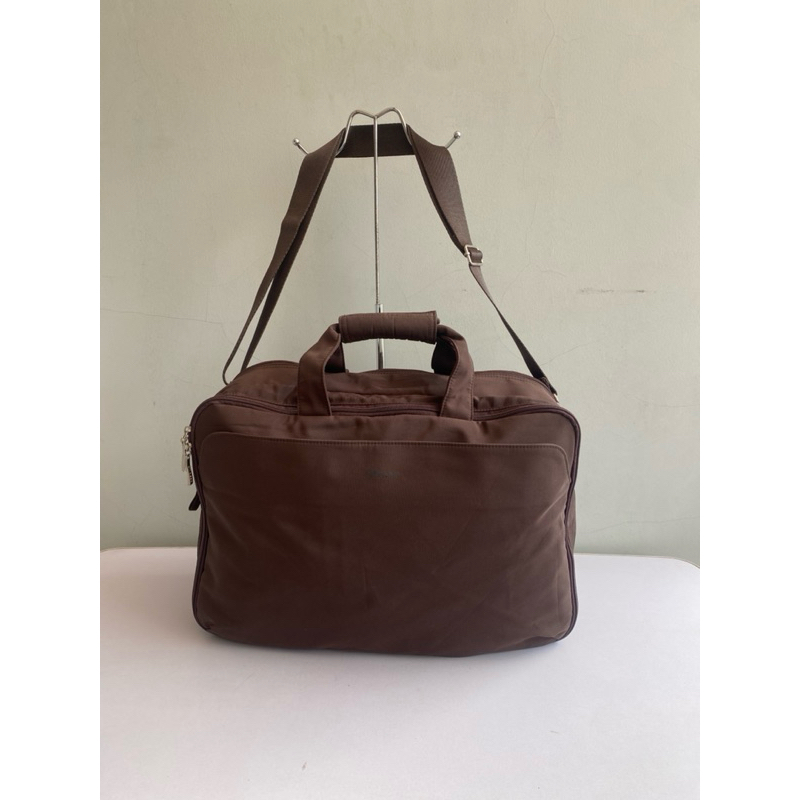 tas selempang Ellesse