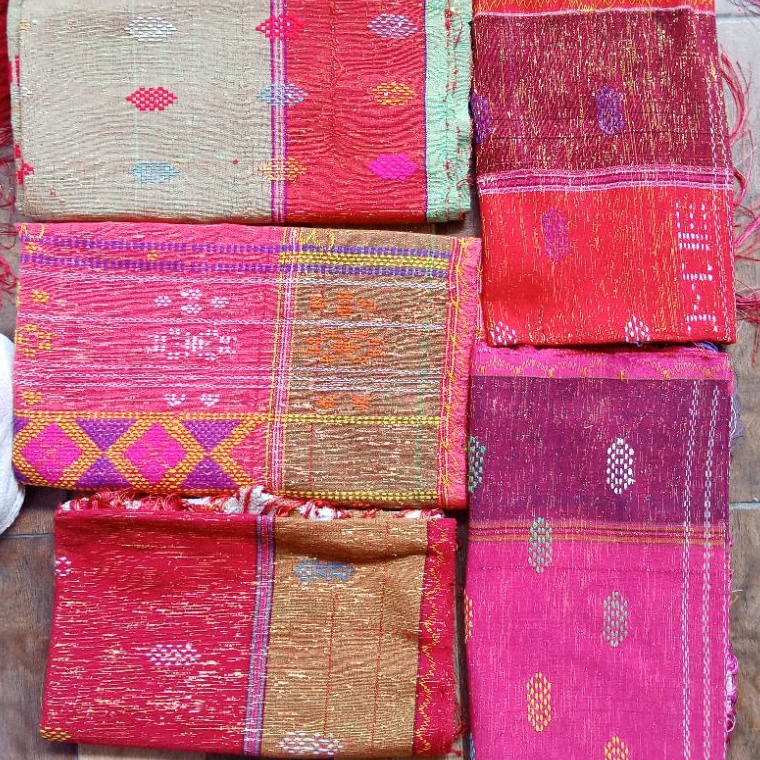 KODE S65C ULOS SADUM  WARNA RANDOM  SADUM WARNA CAMPURAN  ULOS PENARIULOS BATAK