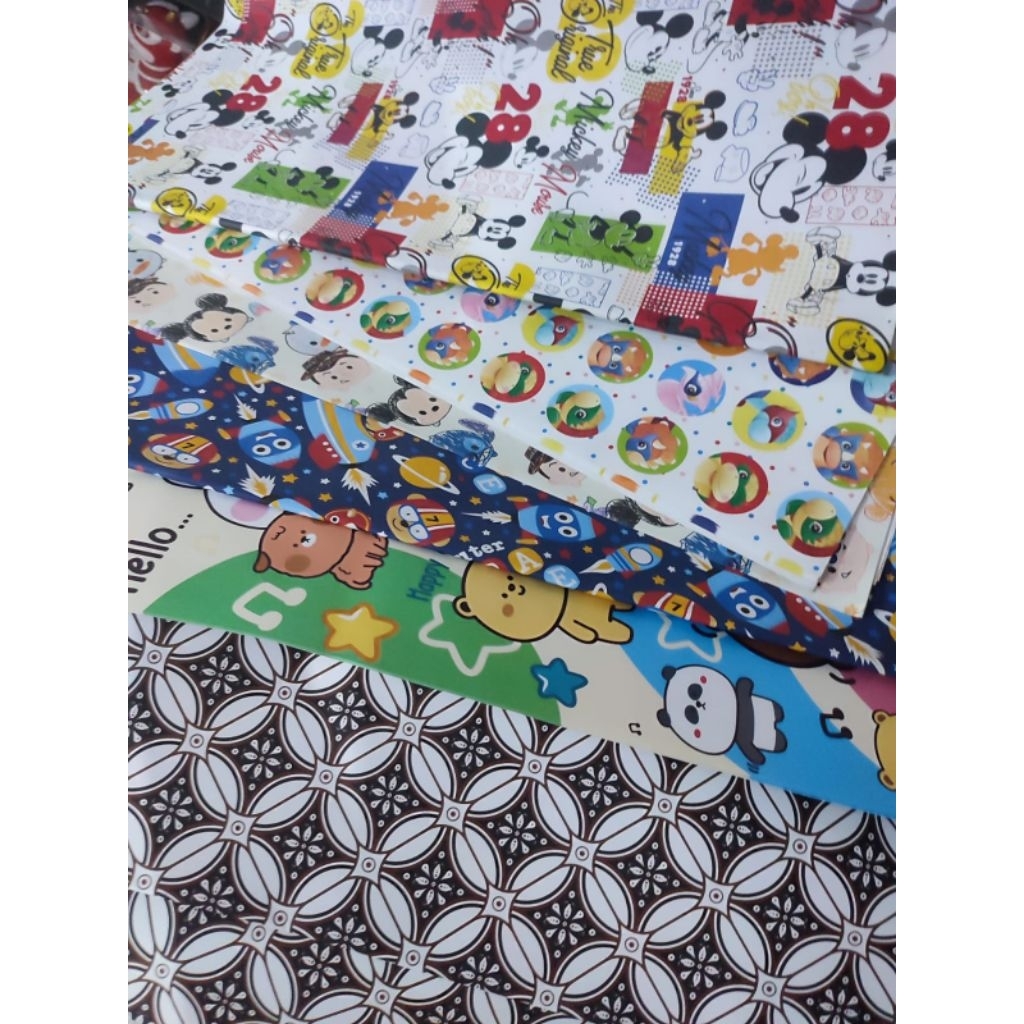 

Kertas Kado Tambahkan Kertas kado apa bila diperlukan