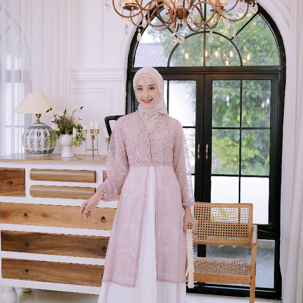 Delova Wardrobe - OUTER ZAINA Brukat Modern Vintage Bordir Premium Outfit Atasan Wanita Rompi Tali Renda Luaran Baju Pakaian Tulle Tile Lace Brokat Prada Viral Lebaran Raya Kebaya Kondangan Wisuda Kekinian Simple Elegan Chinese