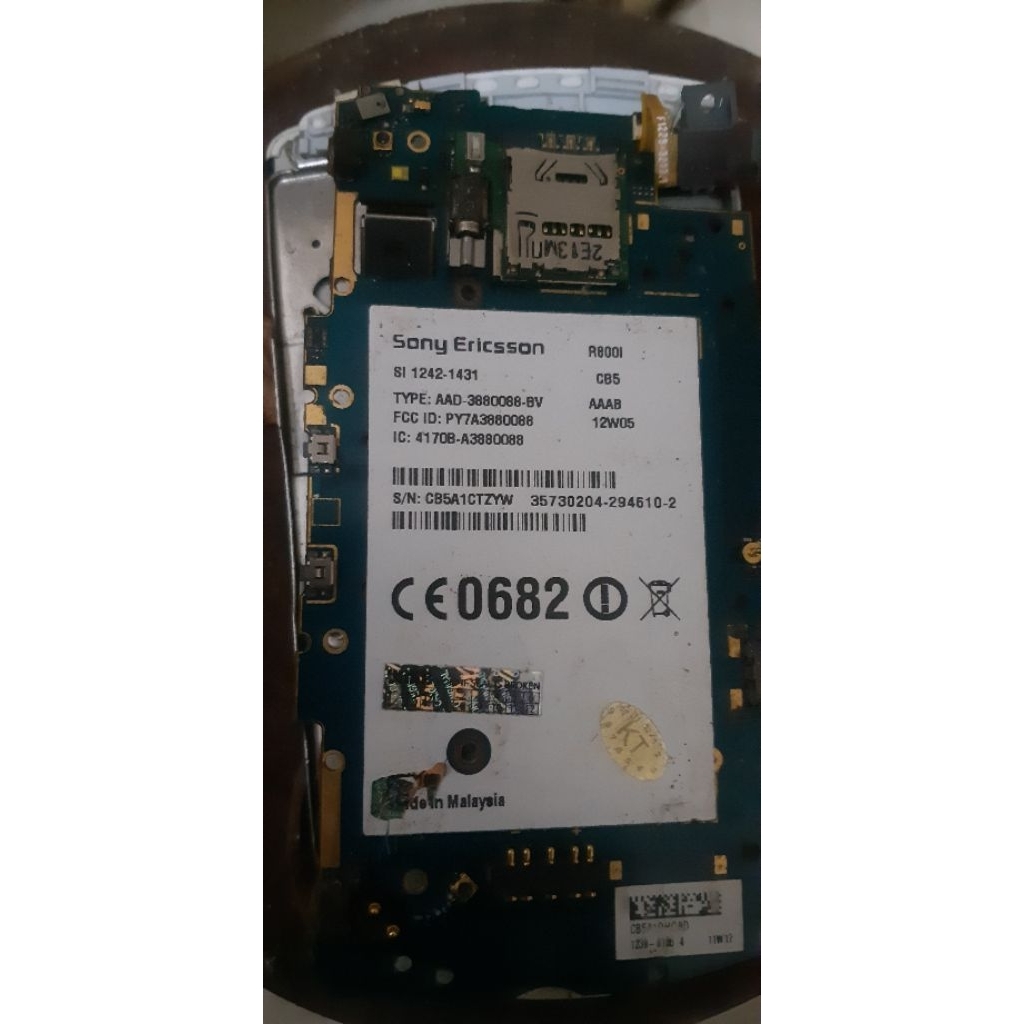 sony ericsson R800i part gamepad touchscreen dll part  dapat yang ada do foto