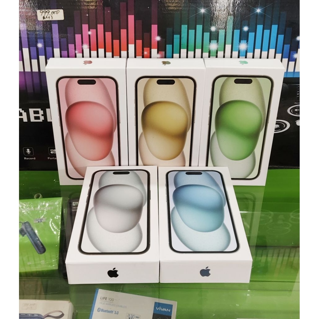 

( kotak aja ) box / dus iphone 15 all varian