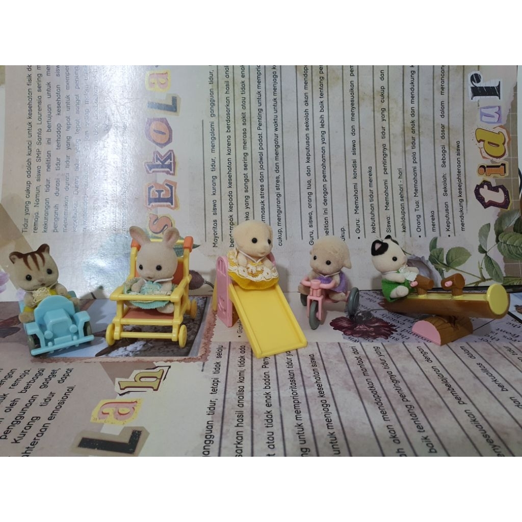 Sylvanian Families Carry Case (Preloved)