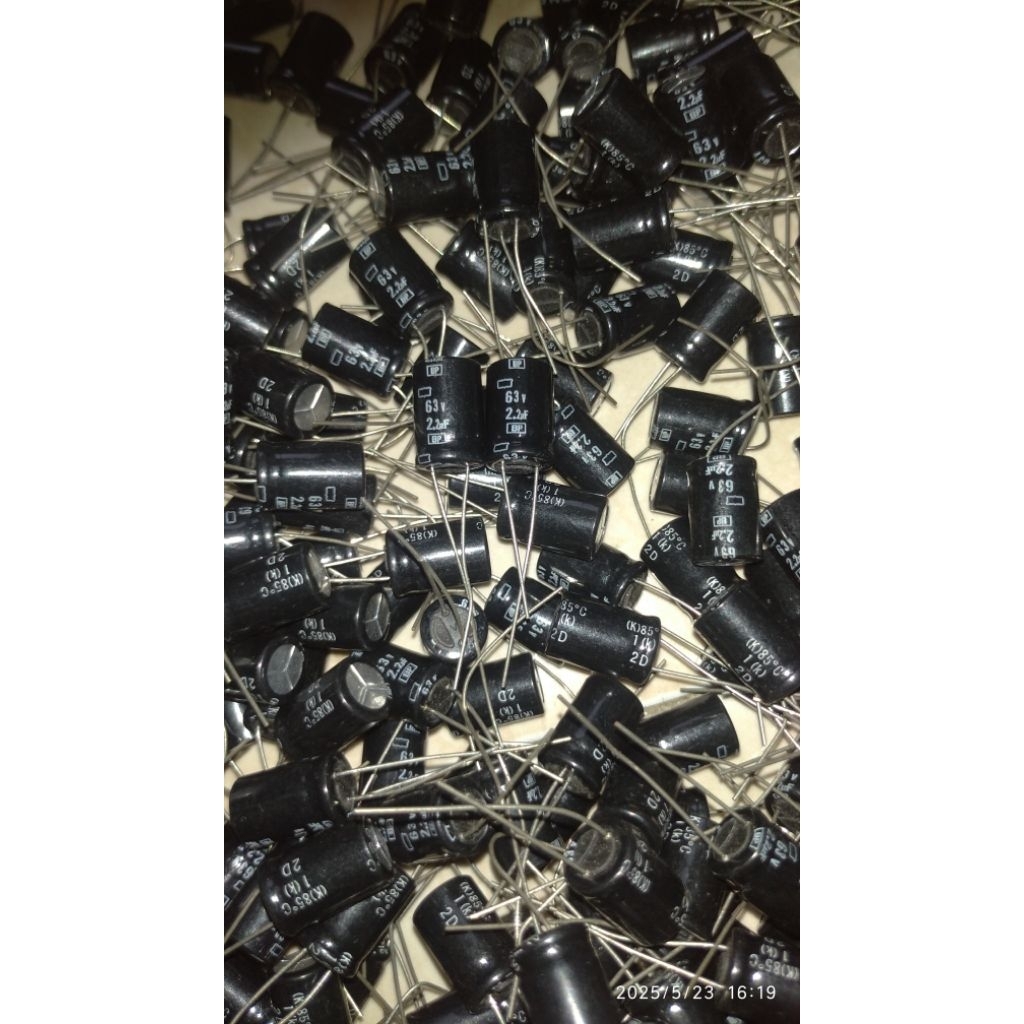 elco 2.2uf 63v bipolar