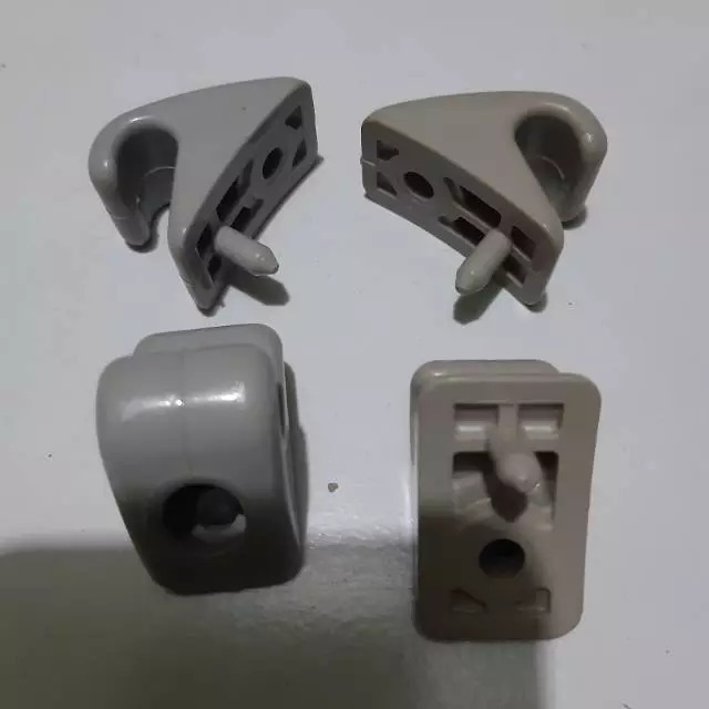 Pengait sun visor avanza