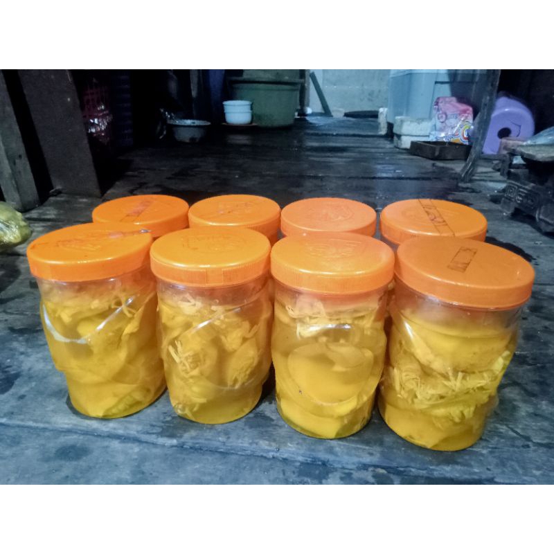 

Mandai mentah,atau kulit cempedak