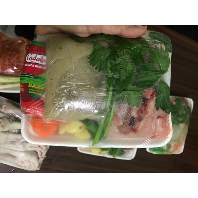

Paket Sayur Sop Bakso / sosis / ayam / iga / sayur Sukoharjo / sayur solo / sayur Karanganyar