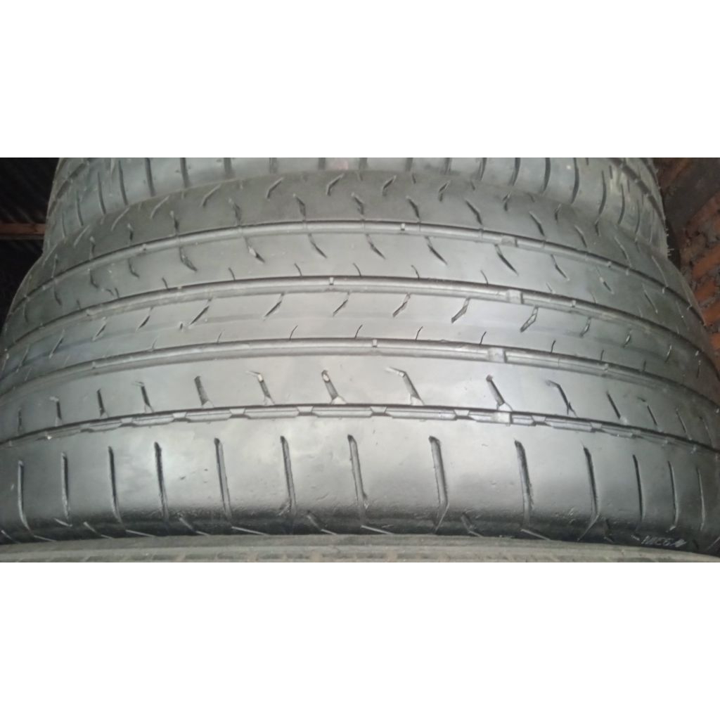 Ban mobil bekas ukuran 215/55R17