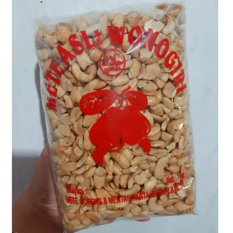 

Kacang Mede Remukan Goreng Berat 1kg Asli Wonogiri