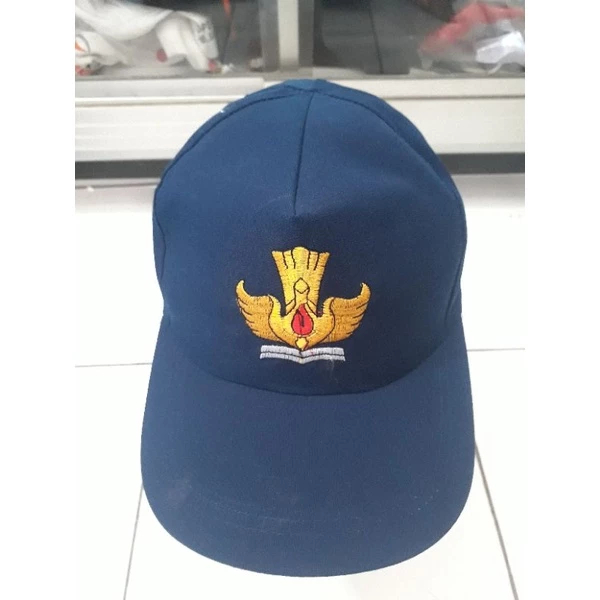 Topi SMP / Topi Sekolah Logo Bordir / Topi Pelajar SMP