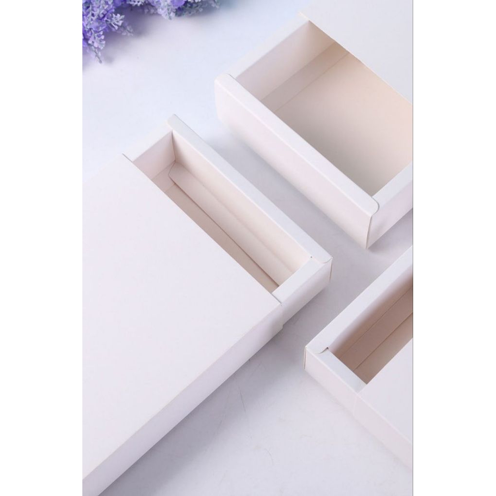 

BOX SLIDING UK 24x12.5x7.5 cm