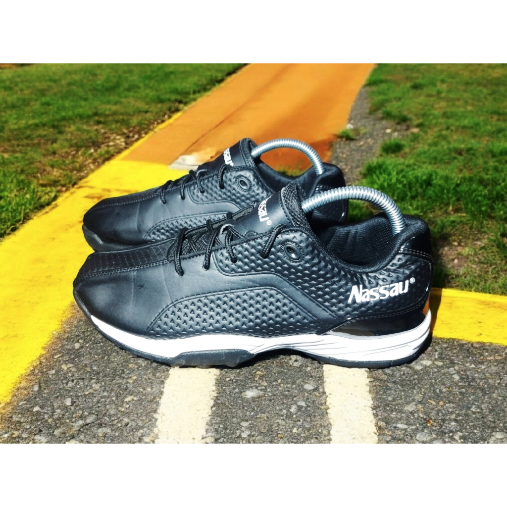Sepatu Golf NASSAU Size 39 Insole 24.5 Cm