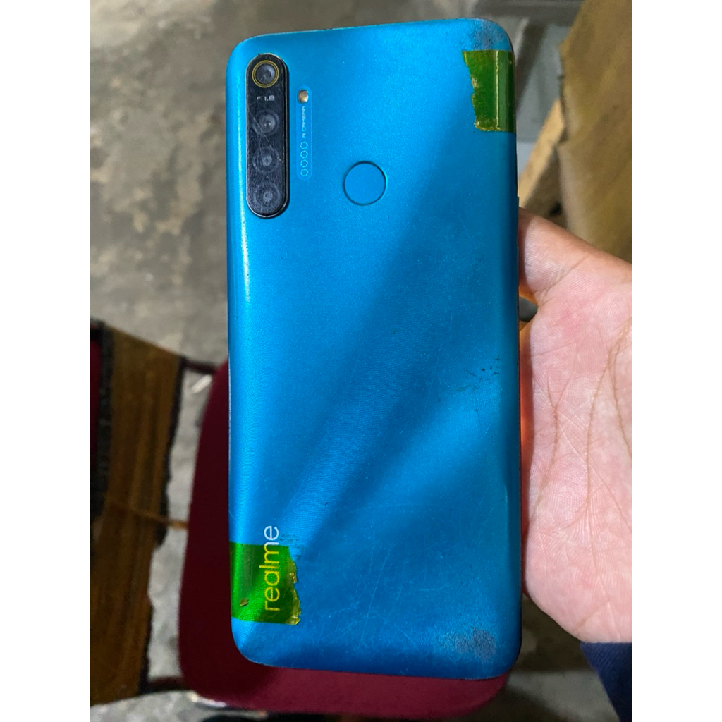 realme 5i minus lcd