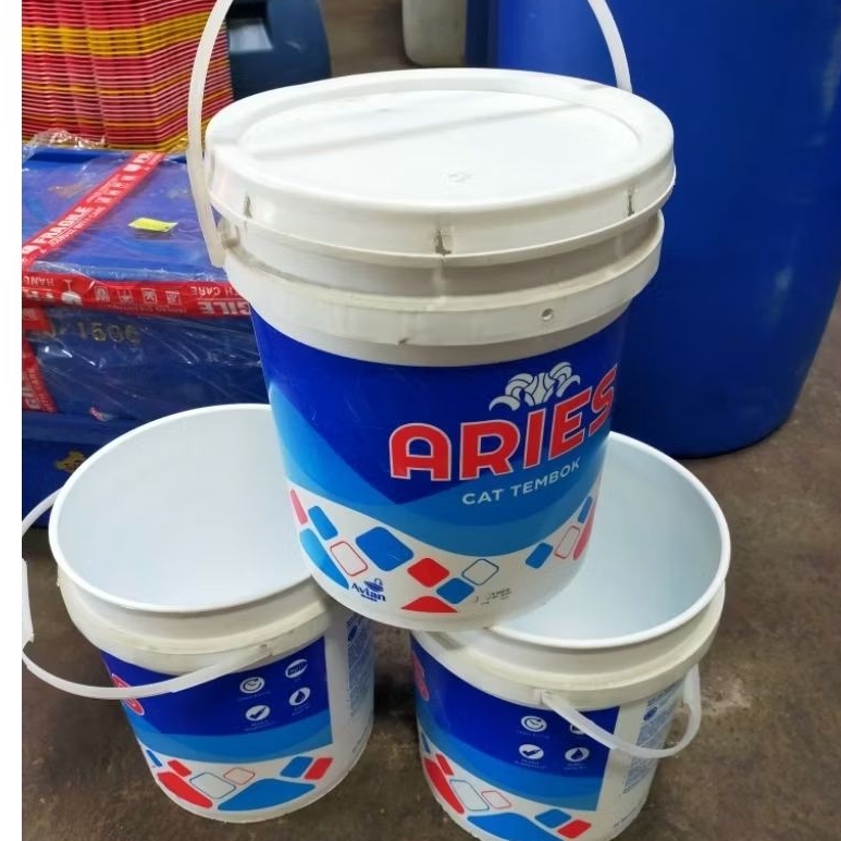 ember plastik 20liter (komplit tutup).ember cat.ember bersih siap pakai