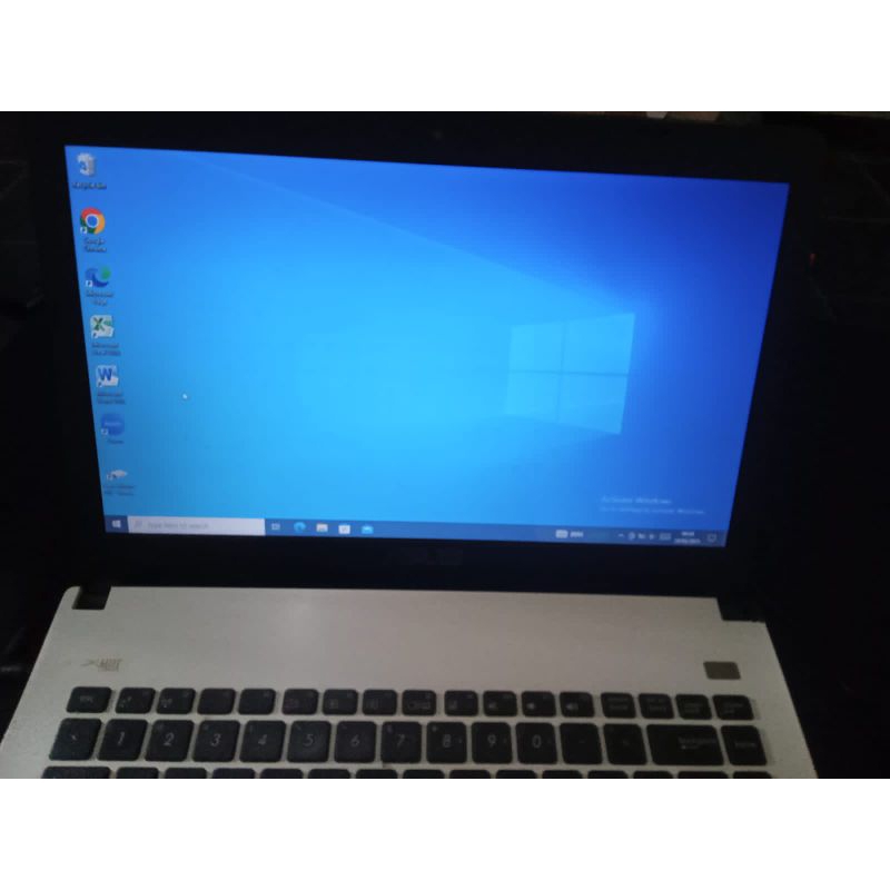 Laptop Asus X401U 14 inc Amd 2gb Hdd 320gb C-60
