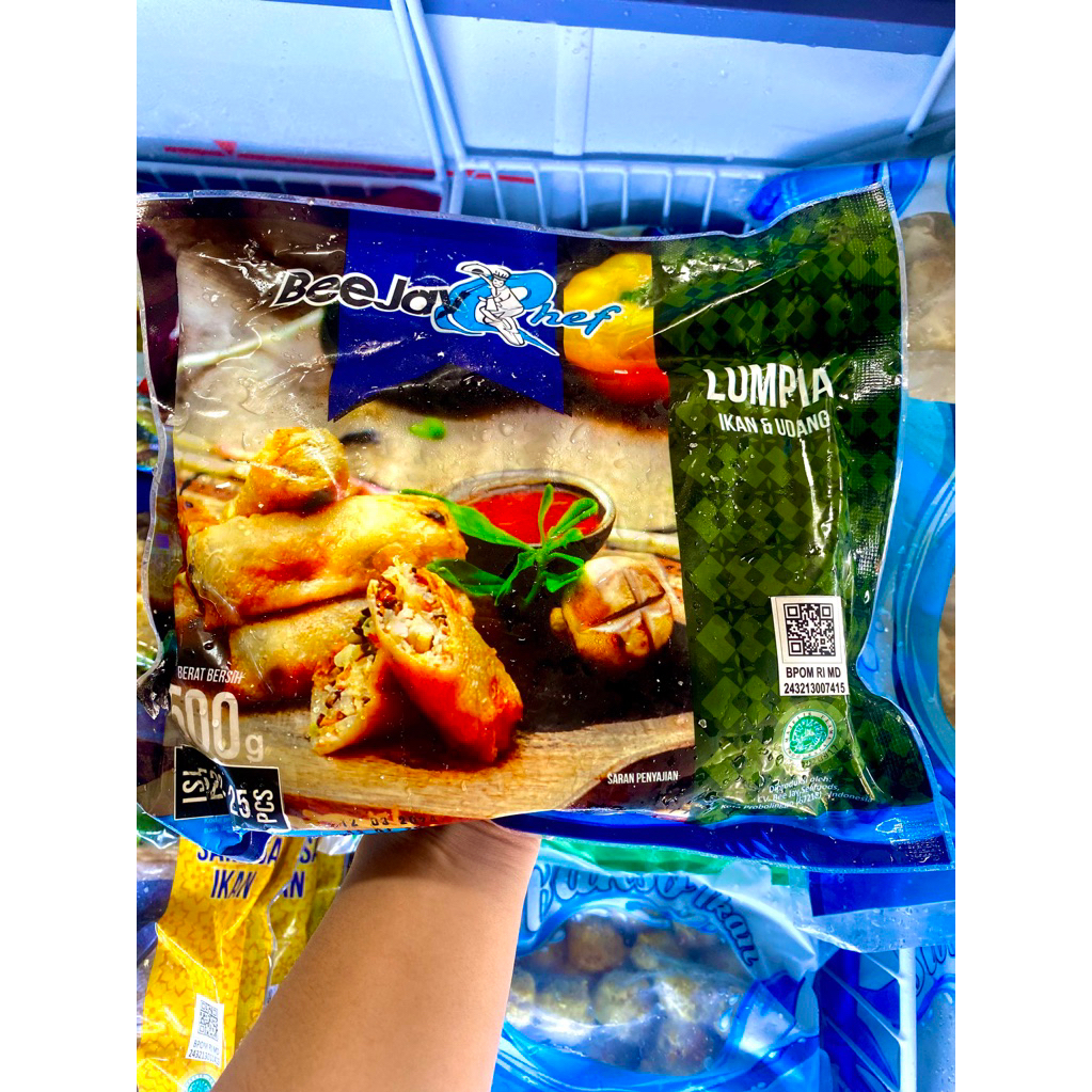 

Lumpia Ikan Dan Udang 500gr BeeJay / Lumpia Frozen