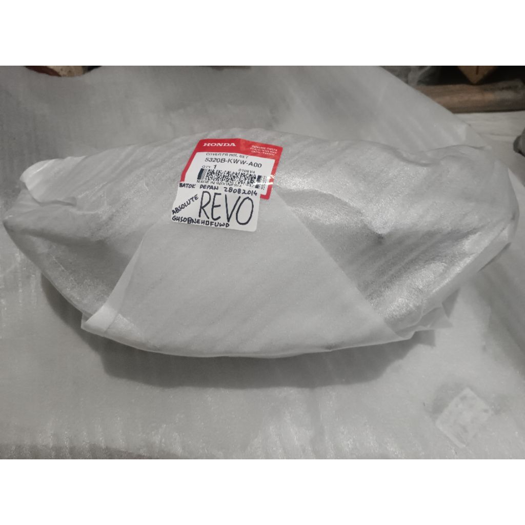 batok lampu depan honda REVO Absolute original AHM kode part 5320B-KWW-A00