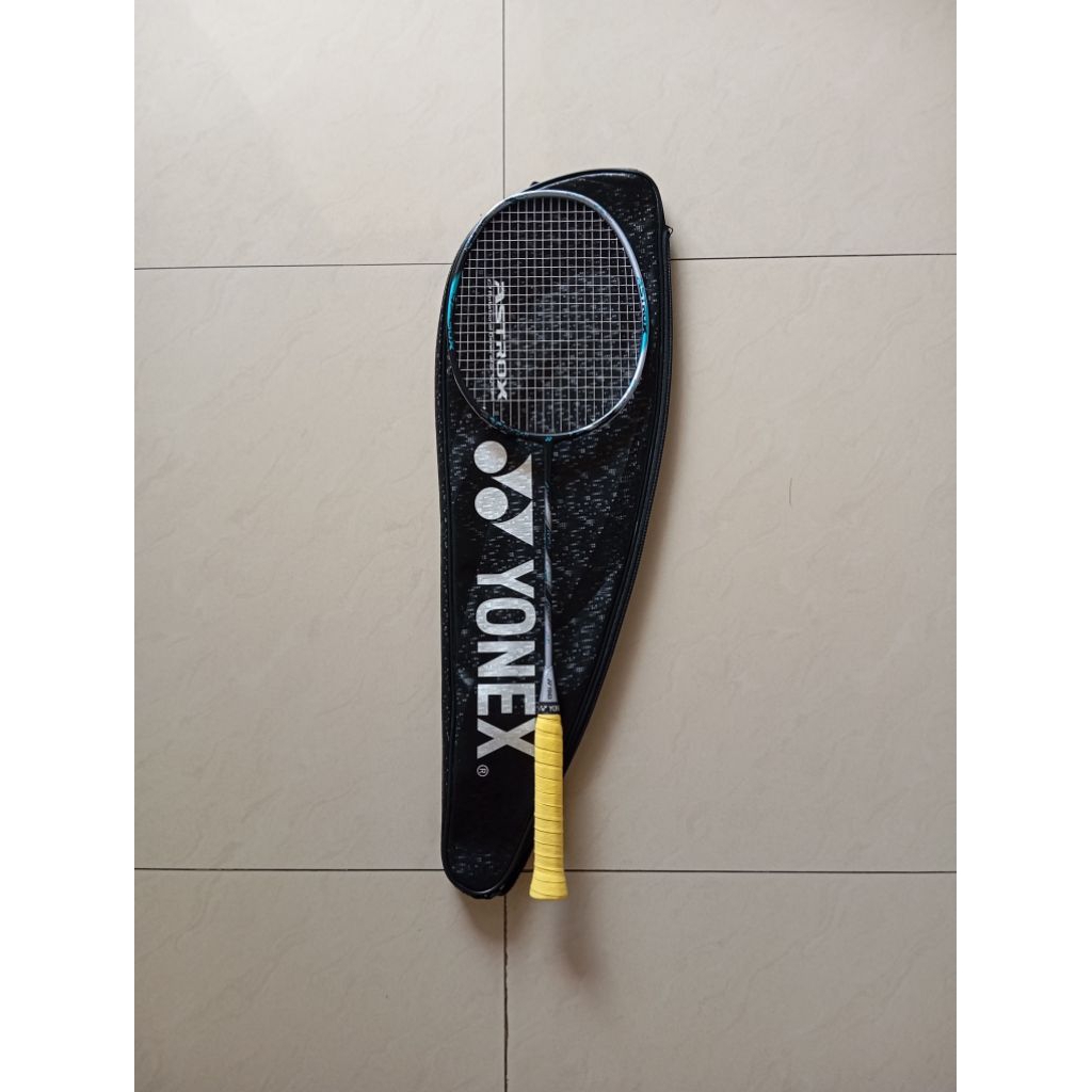 Raket ASTROX 88D PRO 3rd Gen bekas mulus 4U6 (Kunlavut signature)
