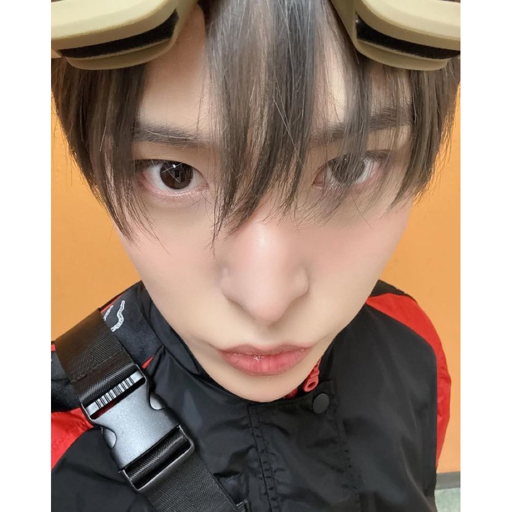 KPOP official merchandise