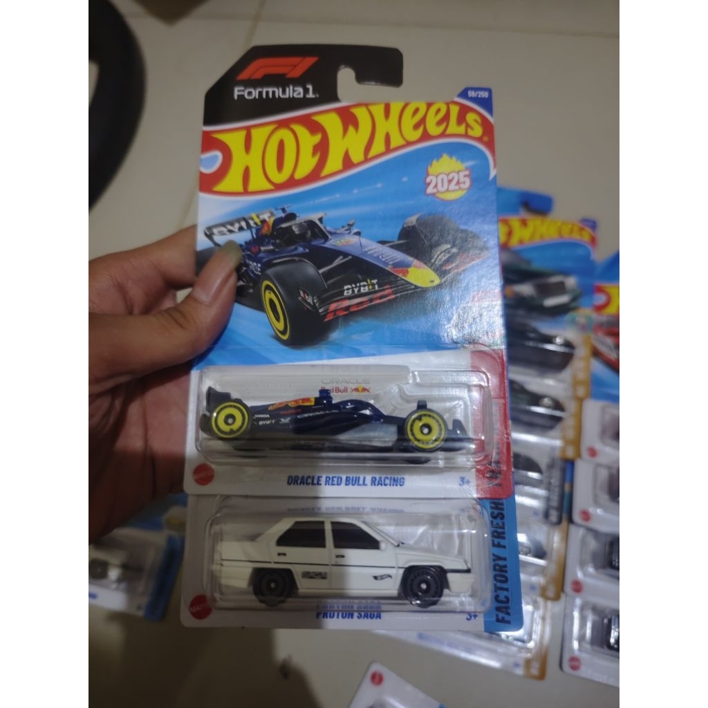 Hotwheels Formula 1 Williams Racing, Oracle Red Bull, RTH City turbo, Mercy, Civic Red, Optimus Prim