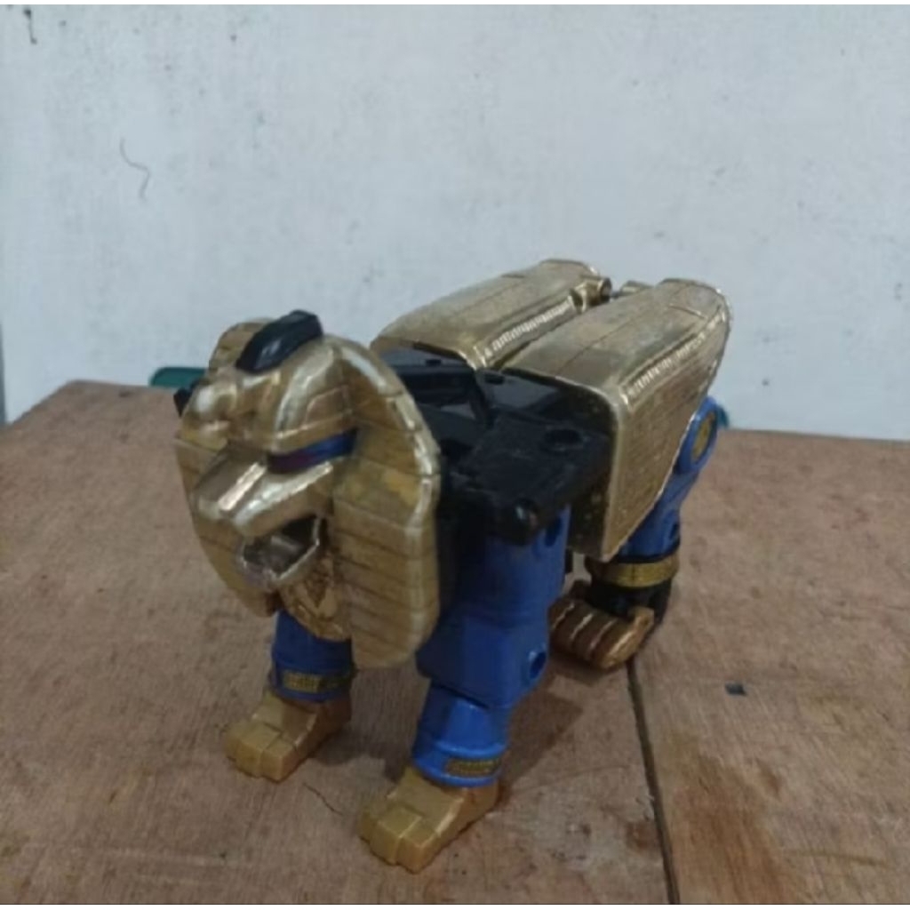 Part Megazord Gold Lion Sphinx