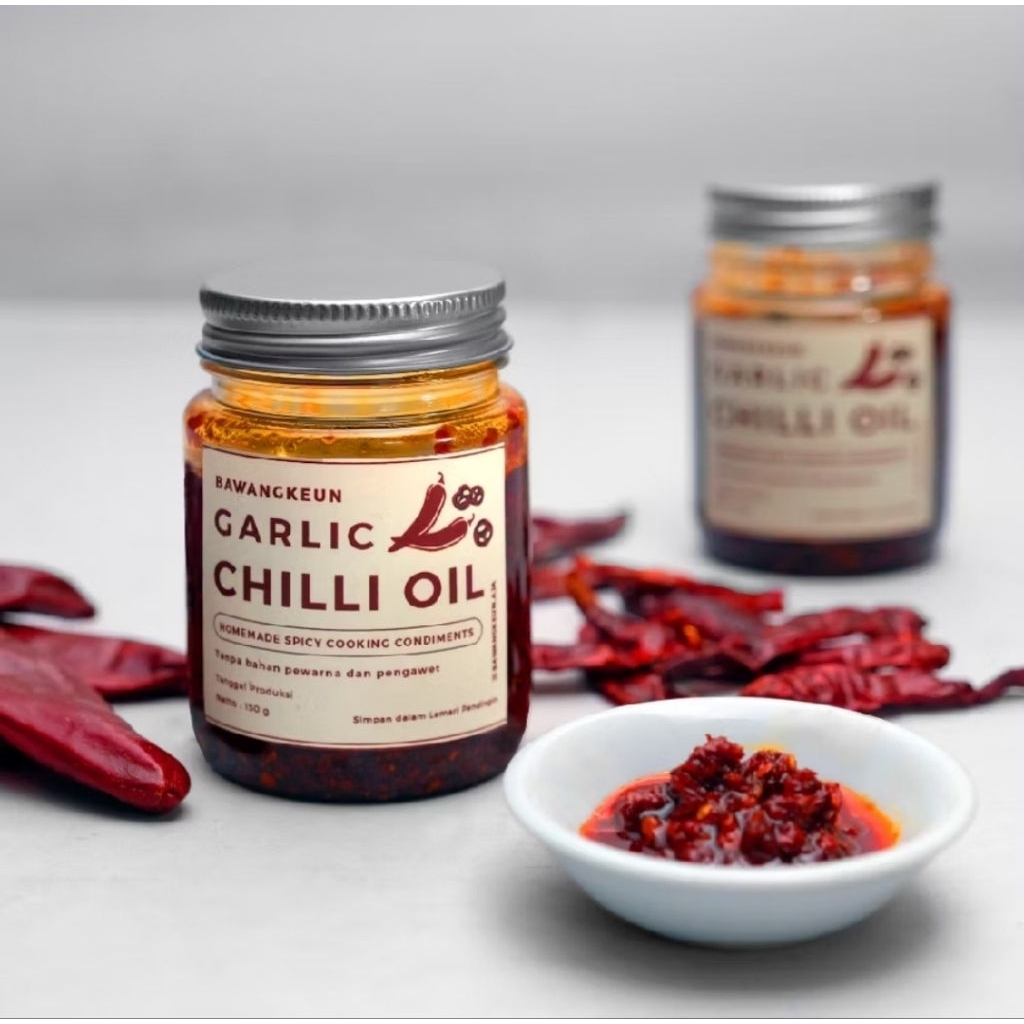 

Garlic Chili Oil by Bawangkeun Bumbu 160gr Sambal Sambel Chili Oil | Minyak Cabai Halal Tanpa MSG, Pewarna, Pengawet