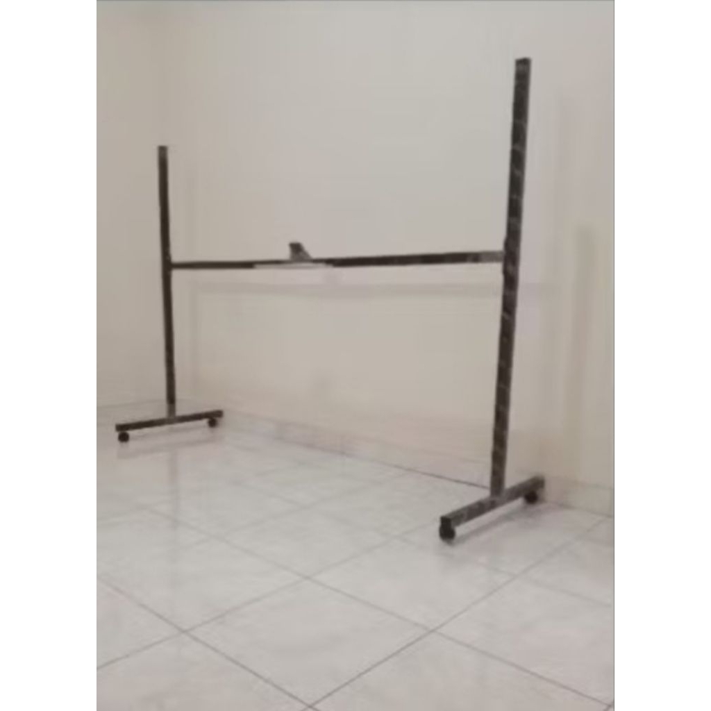 

Kaki Papan Tulis White Board untuk ukuran 80 x 120 cm/ 80 x 150 cm/ 80 x 180 cm/ 90 x 120 cm/ 90 x 150 cm/ 90 x 180 cm.