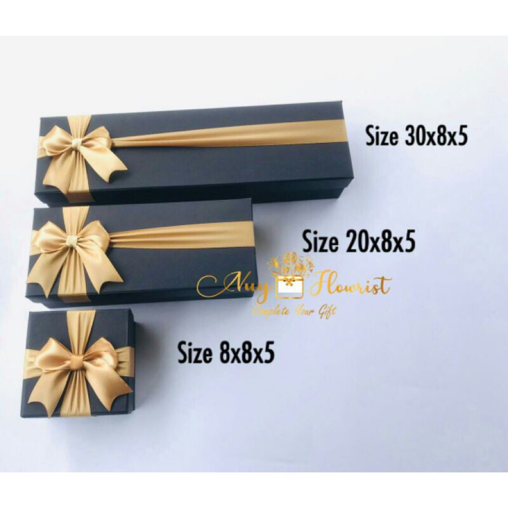 

Nuyflowrist ready kotak kado polaroid / gift polaroid / hardbox