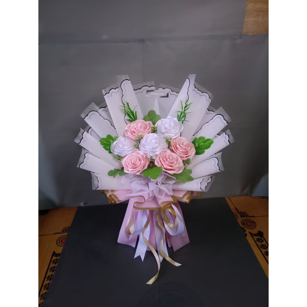 

Bouquet pita satin | buket wisuda | pita satin flowes | Buket esthetic