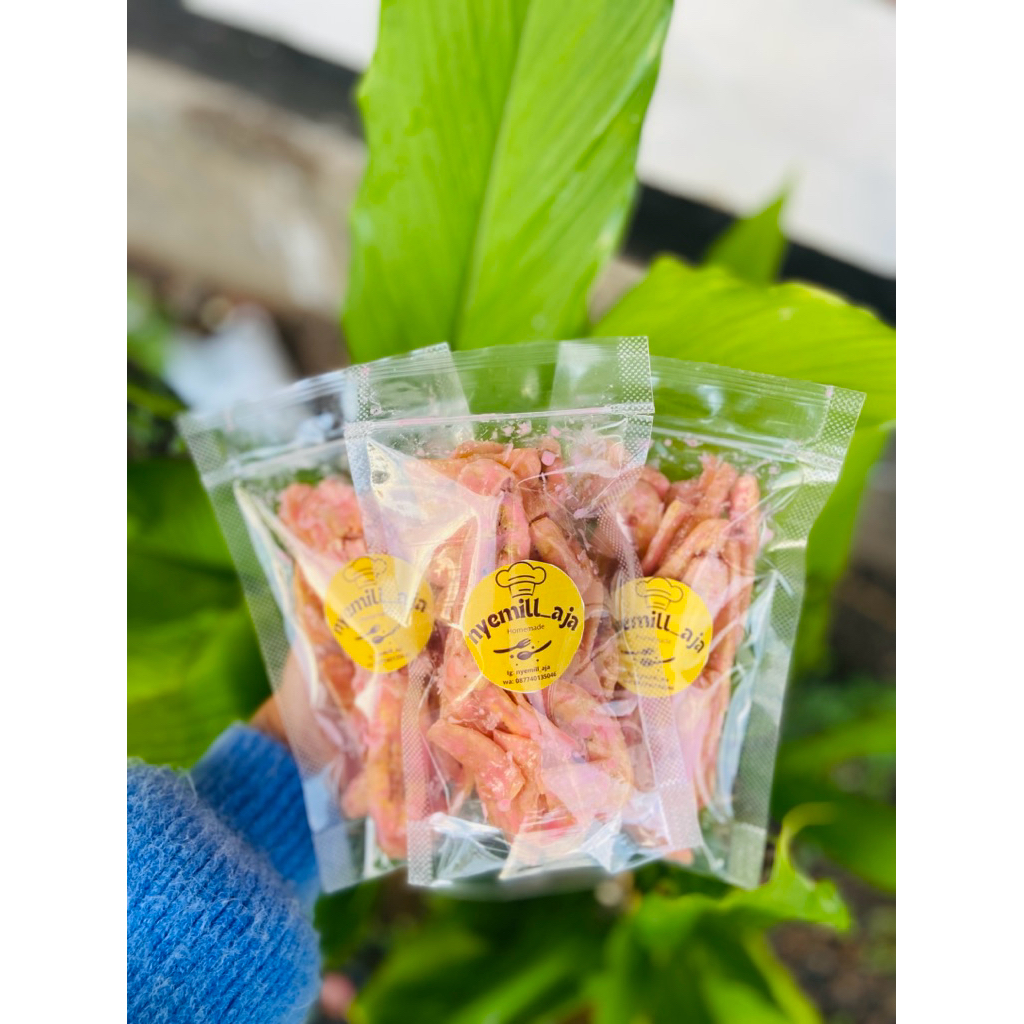 

pisang kreskres varian stroberi