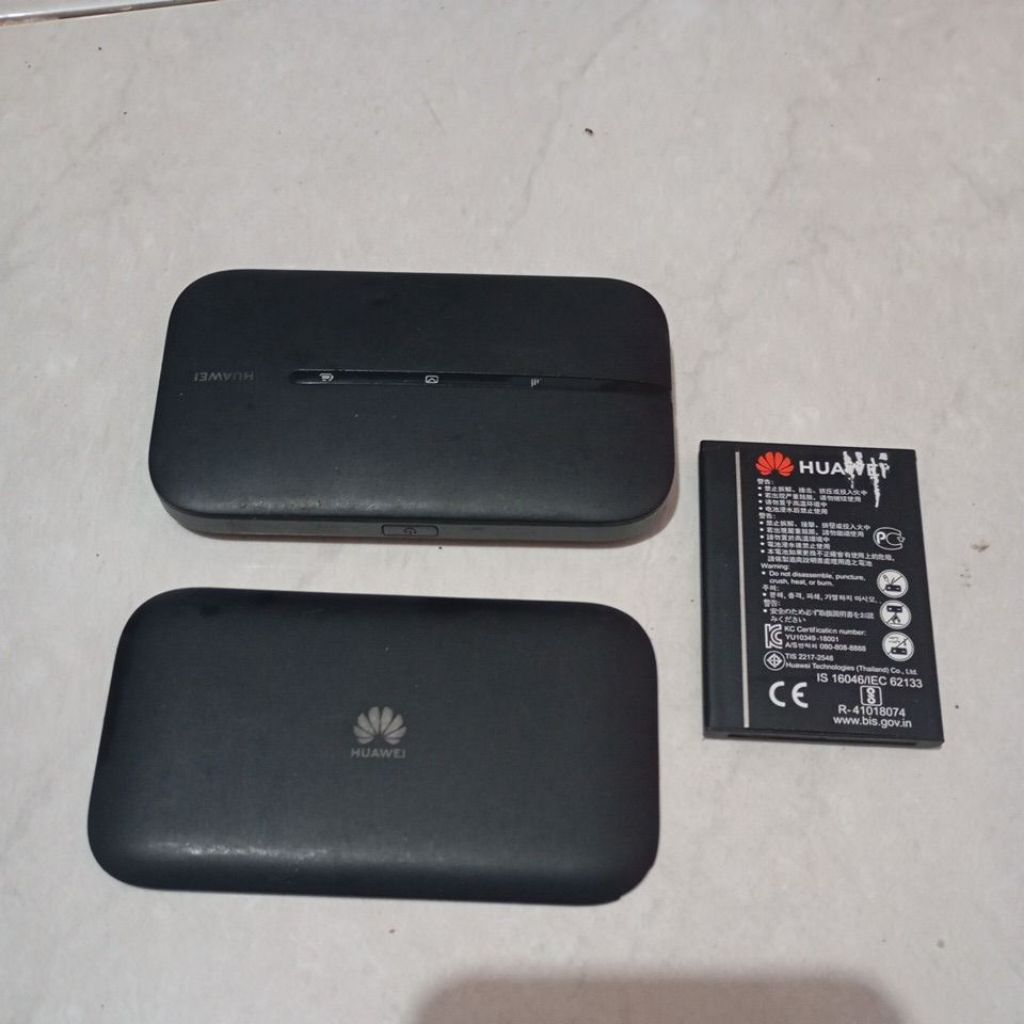 Modem E5783B-230