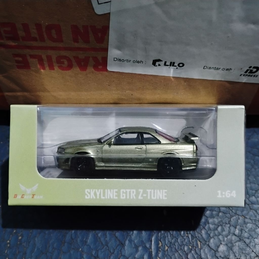 Die Cast Team Nissan Skyline GT-R34