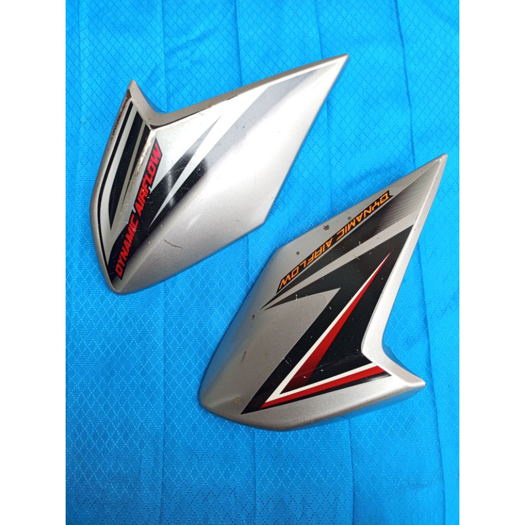 sirip tangki Verza original / sayap tangki Verza 150 original