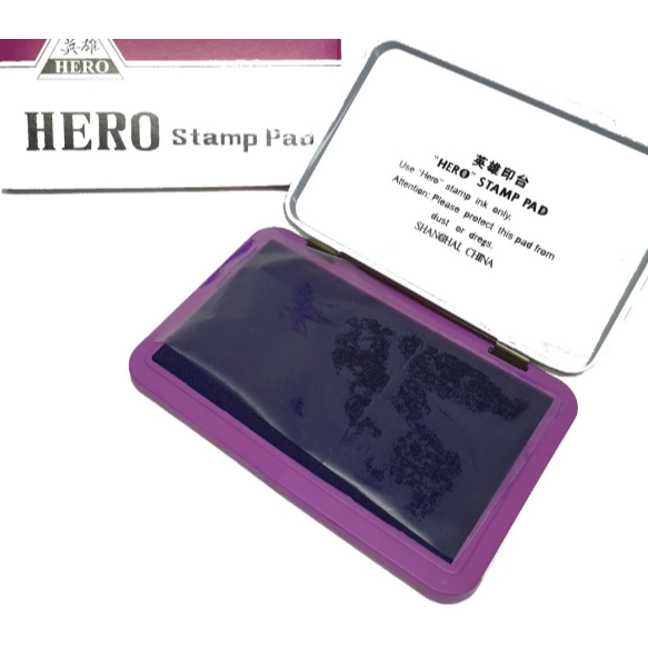 

Bantalan/tempat Stempel/Stampel/Stamp Pad HERO kecil +Tinta Violet 6,5x10 cm