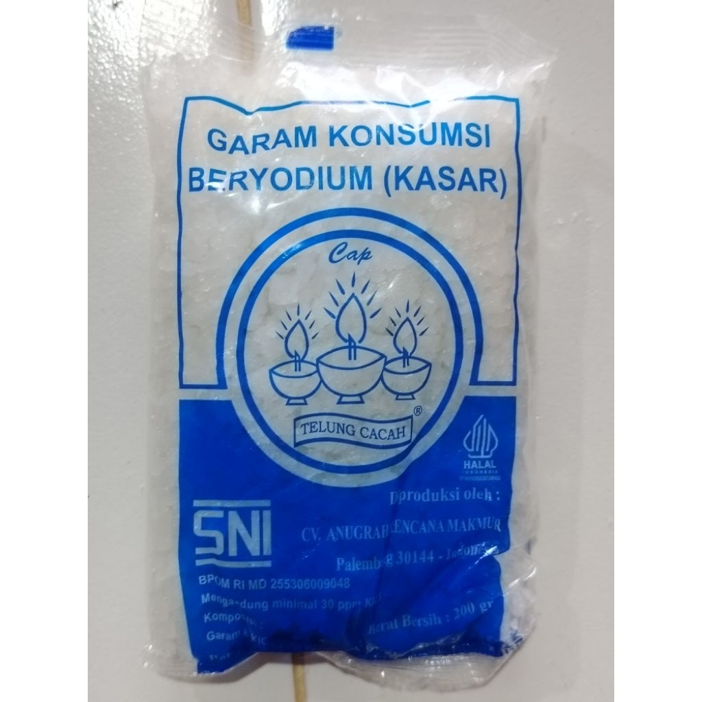 

Garam Kasar Merek Telung Cacah 200gr