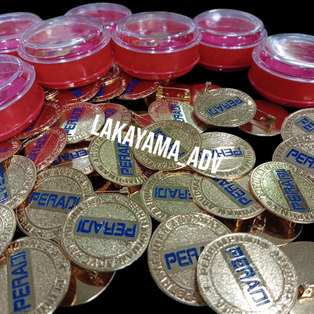 ready stok pin PERADI peniti + kotak