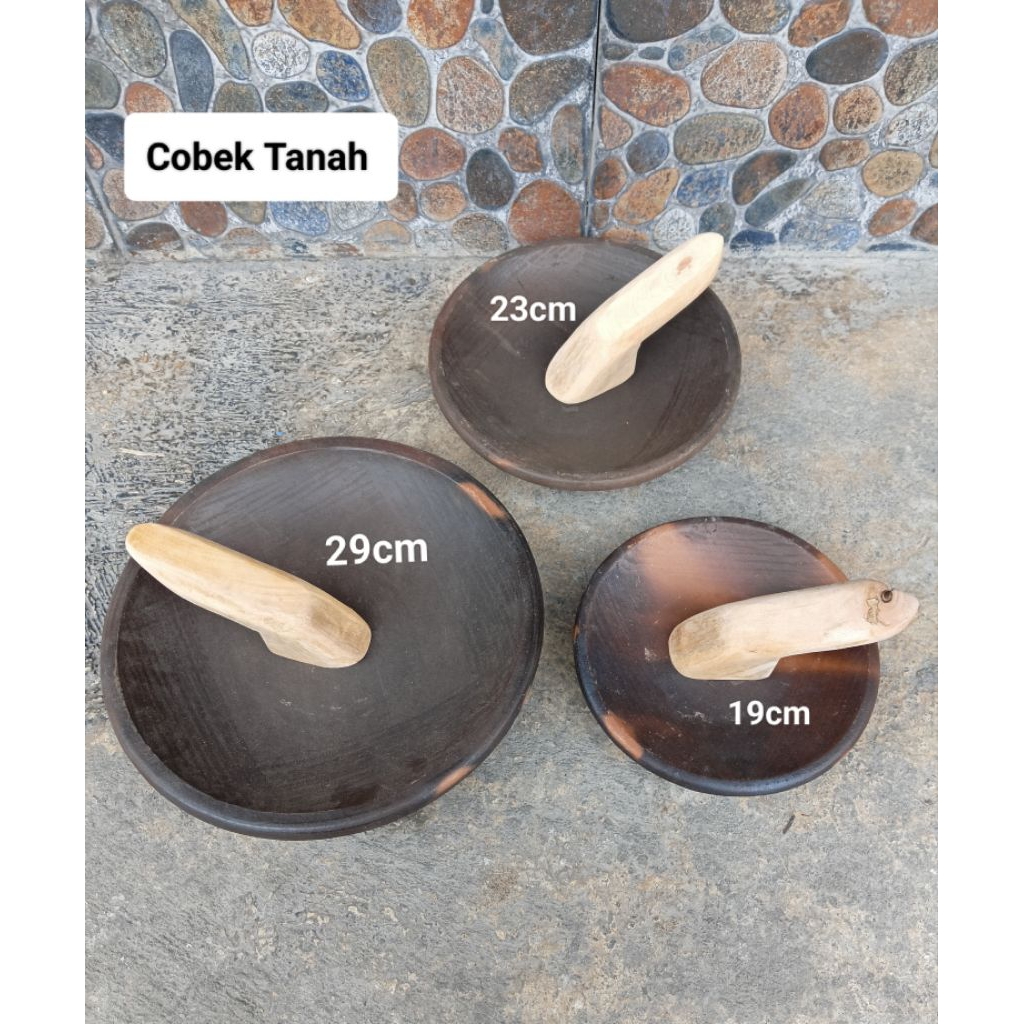 Cobek Tanah Liat Hitam