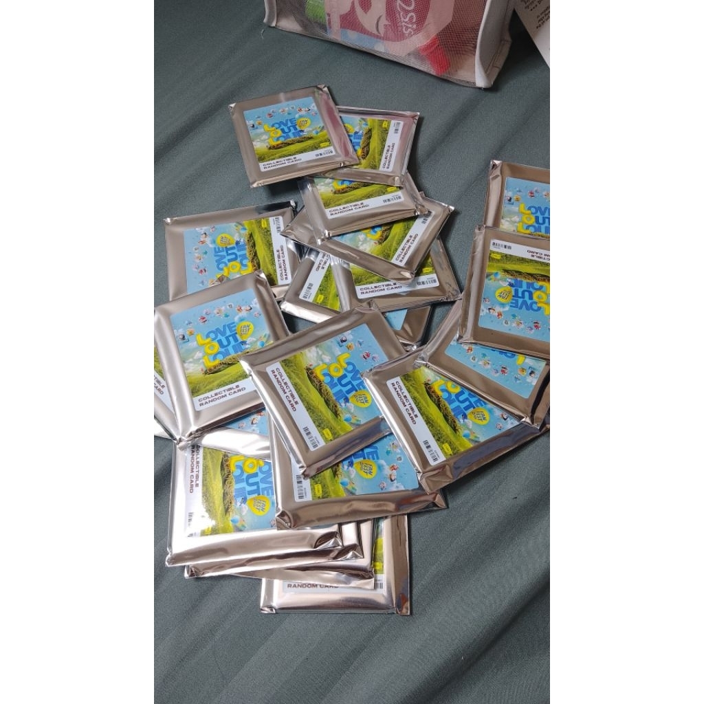 (khilafin.aja) SHARING OFFICIAL COLLECTIBLE CARD LOL FANFEST 2025/GMMTV/CC RANDOM LOL/LOL 2025 FANFE