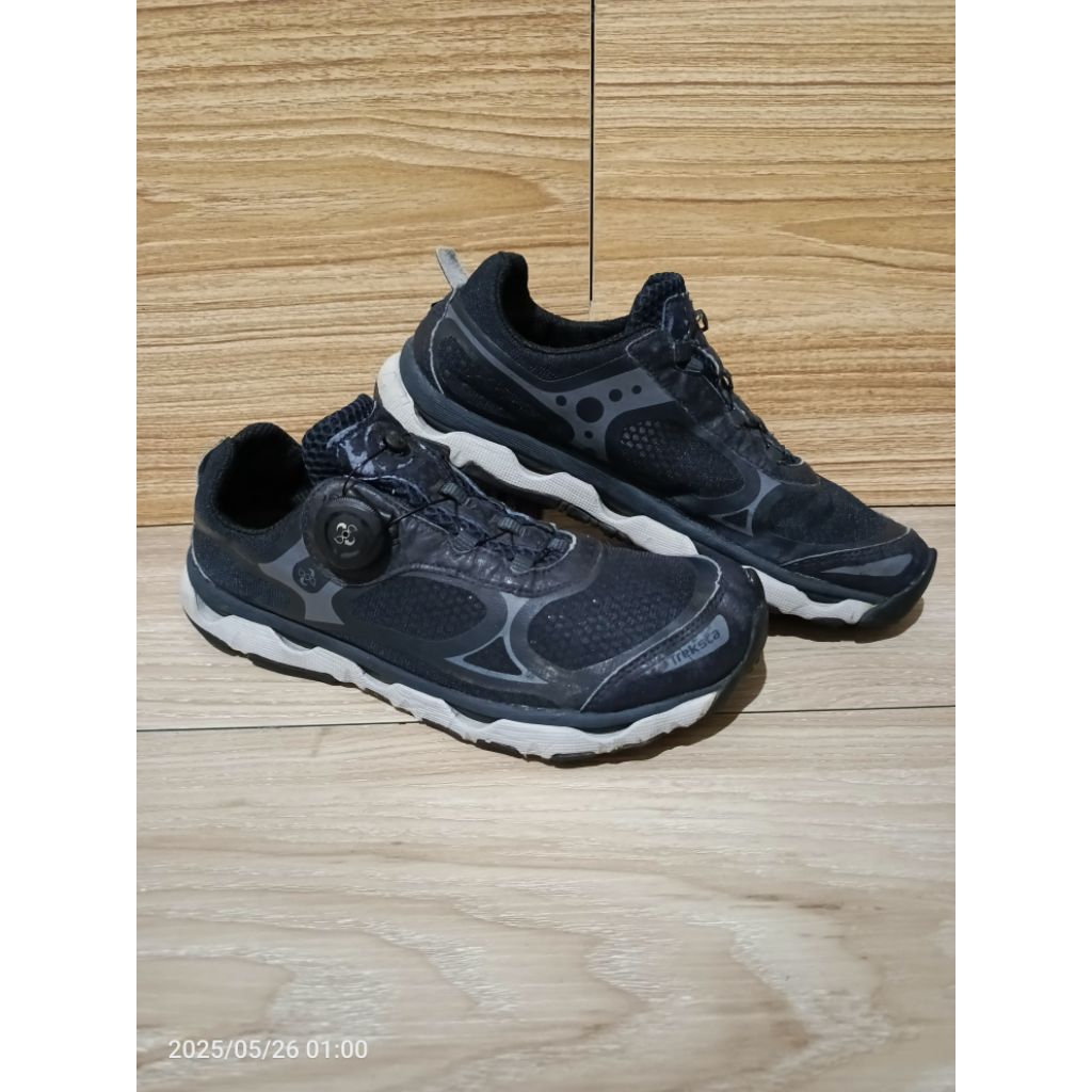 sepatu outdoor gunung treksta Equinox Boa II M size 39.5 fit 40